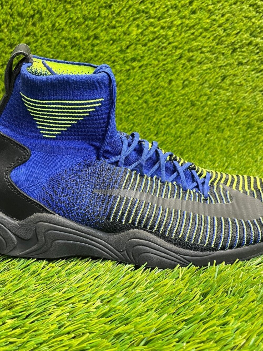Nike Zoom Mercurial Flyknit Mens Size 9.5 Blue Athletic Soccer Shoes Sneakers